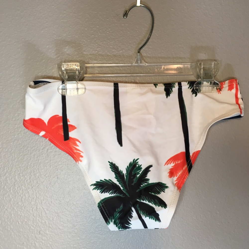 MOVING SALE!!! Hawaiian inspired swimsuit - Picture 6 of 6